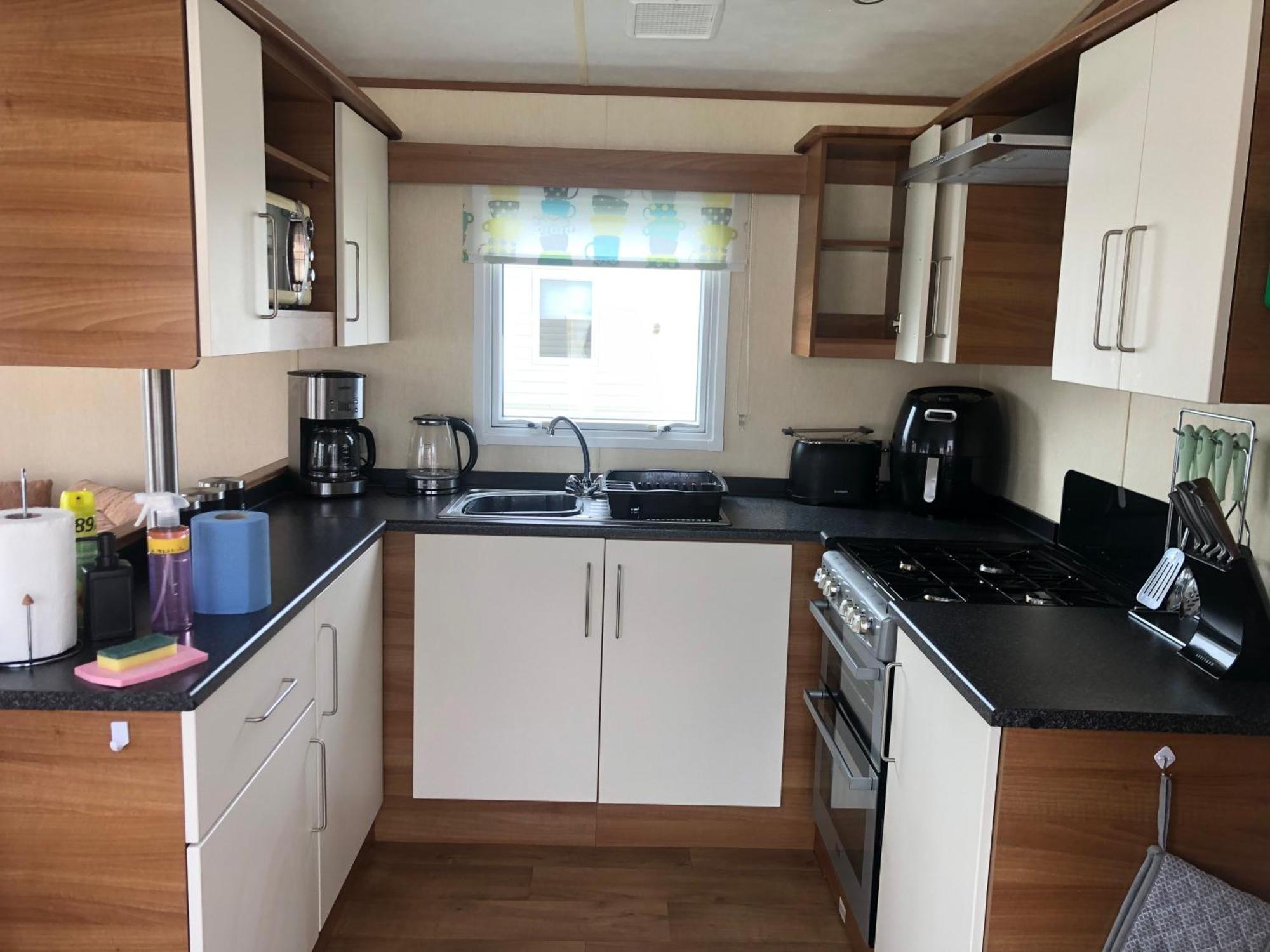Two X 8 Berth Static Caravan On Lyons Robin Hood Rhyl North Wales Meliden Kültér fotó