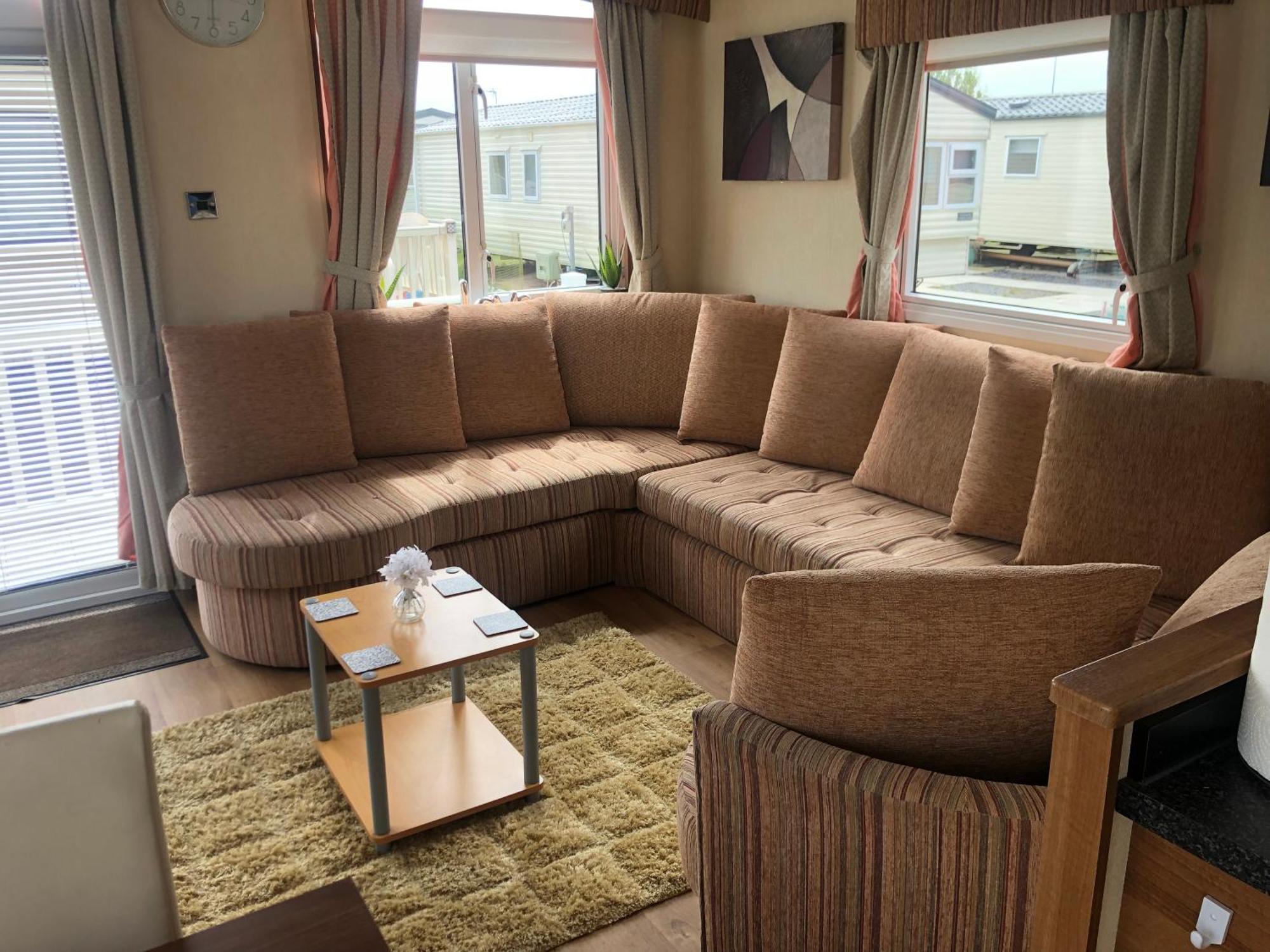 Two X 8 Berth Static Caravan On Lyons Robin Hood Rhyl North Wales Meliden Kültér fotó