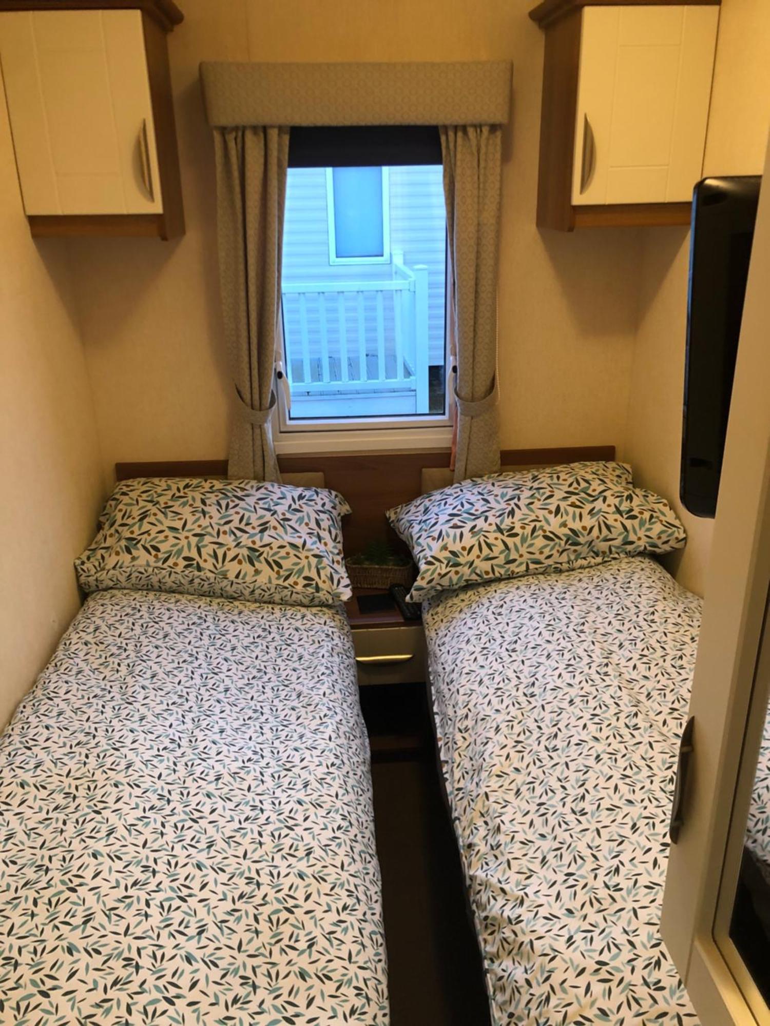 Two X 8 Berth Static Caravan On Lyons Robin Hood Rhyl North Wales Meliden Kültér fotó